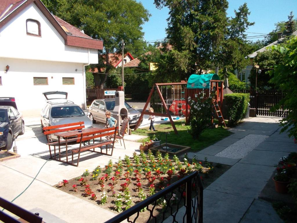 Hotel Palota Budapeste Exterior foto
